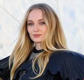 بعد إصابة النجمة صوفي تيرنر.. توقف تصوير «Tomb Raider»