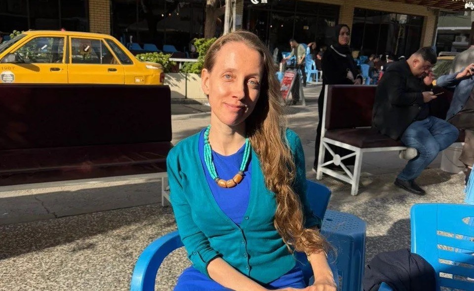 اختطاف صحفية أمريكية في بغداد يثير جدلاً.. فنان وصحفي فرنسي يكشف تفاصيل جديدة