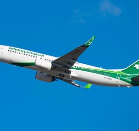 العراق يدرس إمكانية إعادة فتح اجوائه جزئياً