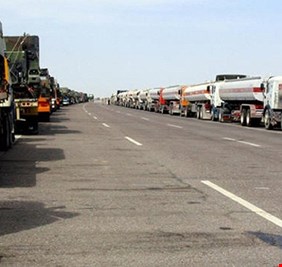 خبير نفطي: النفط المنقول عبر سوريا لا يدر عوائد مالية لهذا السبب..