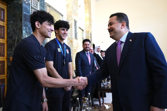 السوداني يستقبل أبطال التأهل إلى المونديال ويقود احتفاءً رسمياً وشعبياً في بغداد