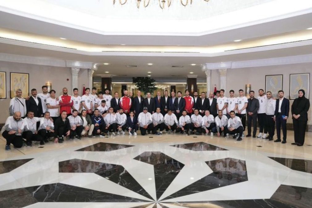 حكومة محمد شياع السوداني تتخذ قرارات نوعية لدعم وتكريم المنتخب الوطني بعد التأهل للمونديال