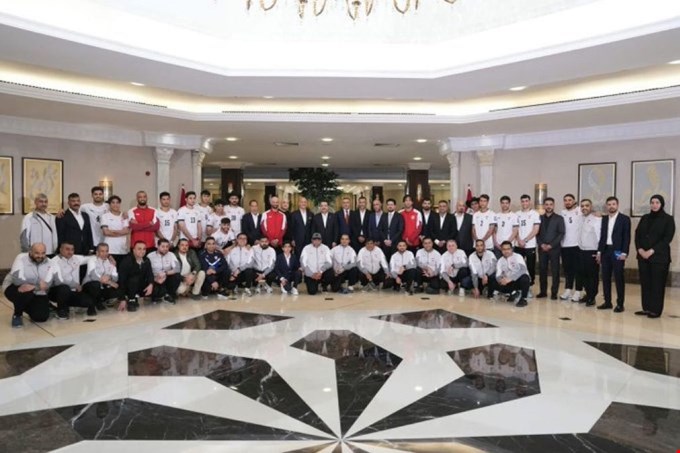 حكومة محمد شياع السوداني تتخذ قرارات نوعية لدعم وتكريم المنتخب الوطني بعد التأهل للمونديال