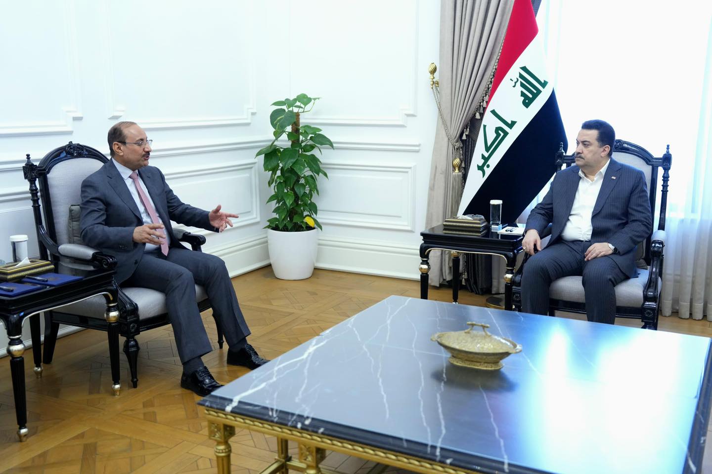 السوداني يؤكد لمحافظ بغداد أهمية التكامل بين الحكومة الاتحادية والمحلية