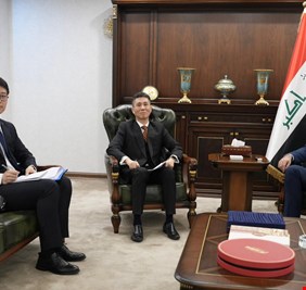 العراق يبحث مع الصين جهود ايقاف الحرب