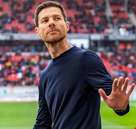 هل ندم ريال مدريد على إقالة تشابي ألونسو؟