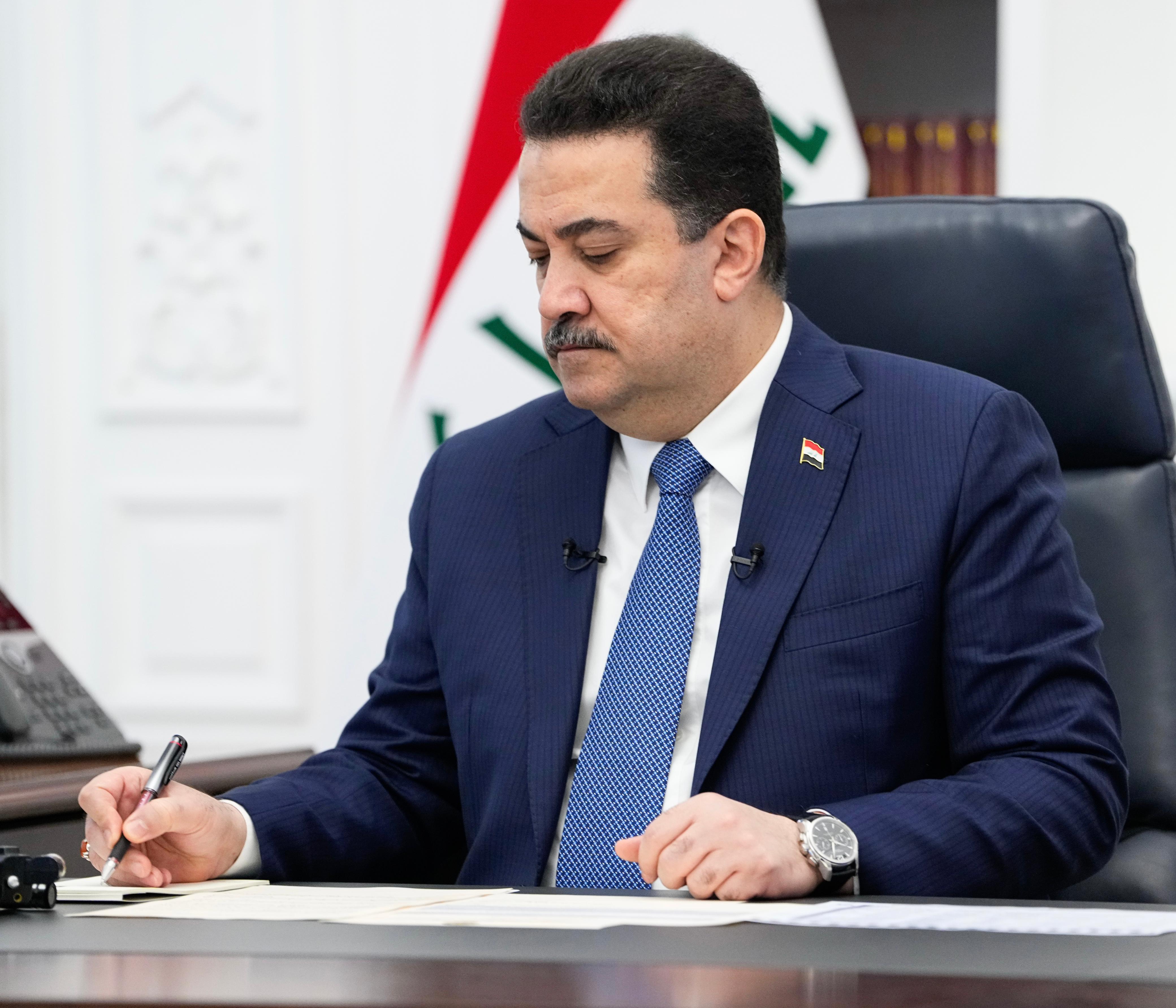 السوداني يوجه بإيقاف إجراء الفحص السنوي لمتانة المركبات