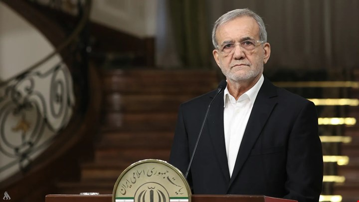 الرئيس الايراني يرحب بانتخاب نزار آميدي رئيساً للعراق