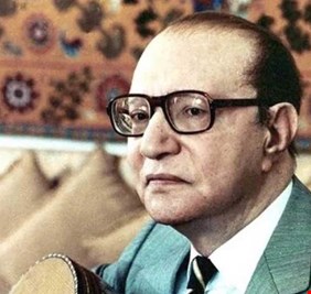 موسيقار الأجيال يتوفى رسمياً ثم يعود للحياة.. ما القصة؟