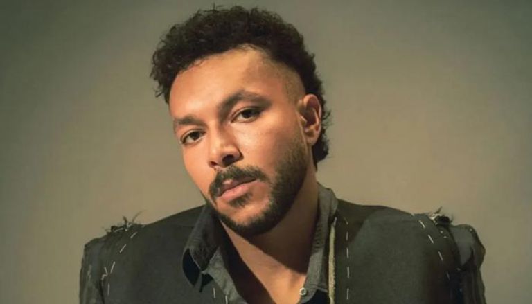 ويجز يطرح كليب «بي بي كينغ».. ومنى زكي تتفاعل