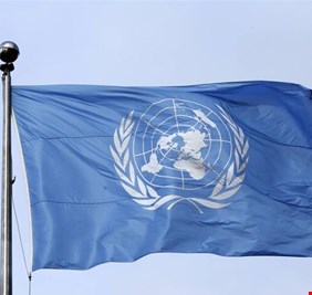 الأمم المتحدة تحذر من استهداف السفن التجارية