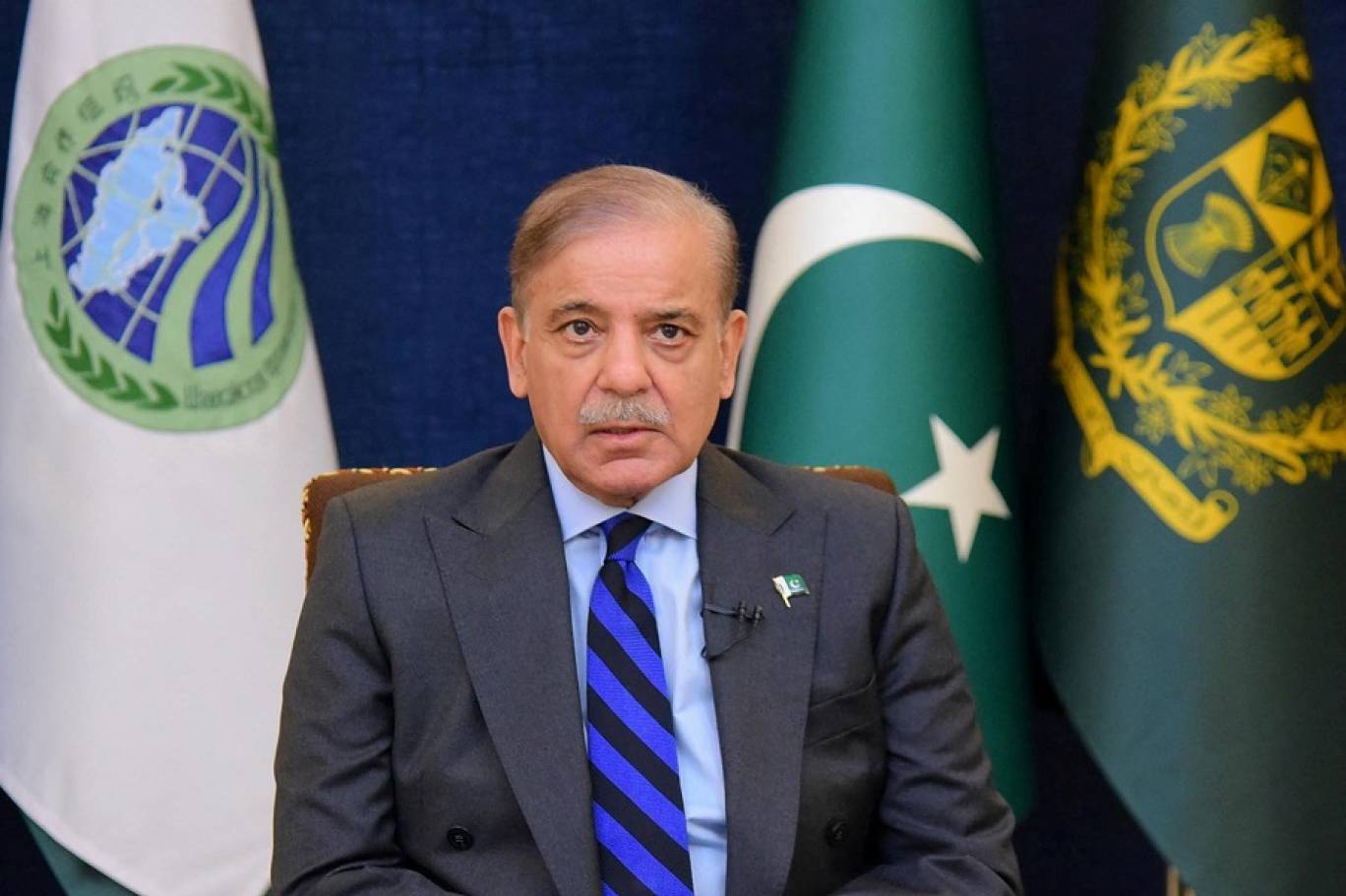 رئيس الوزراء الباكستاني يبحث مع وزرائه سبل إقناع إيران بالعودة إلى طاولة المفاوضات