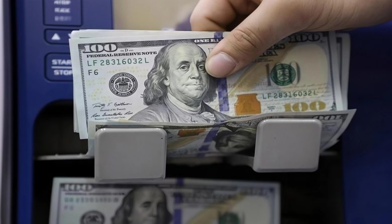استقرار نسبي في أسعار صرف الدولار مع إغلاق التداولات في الأسواق العراقية