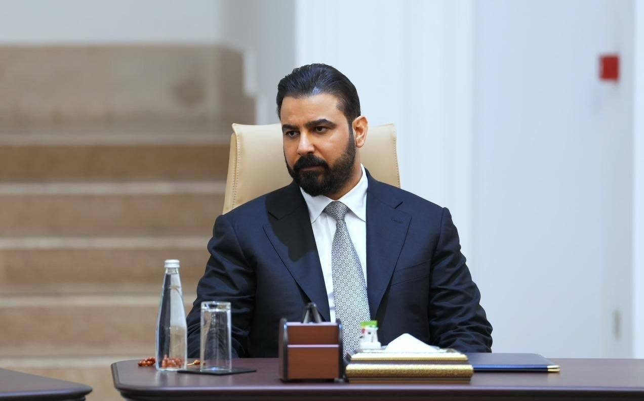 لماذا لم يوقع العبادي وهمام حمودي وأبو آلاء الولائي على وثيقة ترشيح علي الزيدي لرئاسة الوزراء