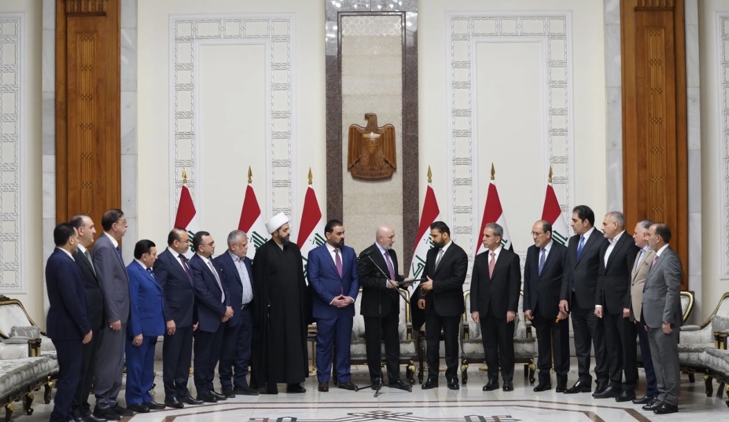 كواليس ليلة التكليف.. أربعة أسماء على طاولة الإطار والزيدي يحسم التوافق