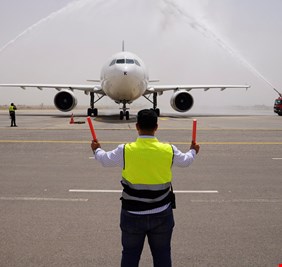 استئناف الرحلات الجوية بين مطار النجف وإيران بعد توقف شهرين