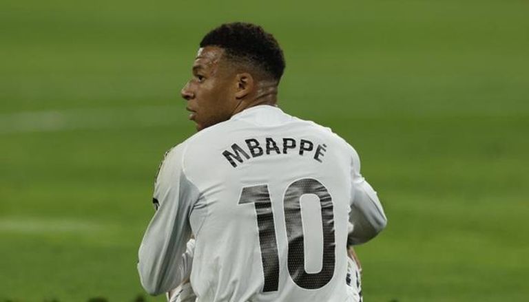 دراسة تفضح تعالي مبابي على زملائه في ريال مدريد