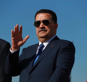وأنت تحزم حقائبك  ستظل جماهير العراق  وفية لك أيها السوداني النبيل