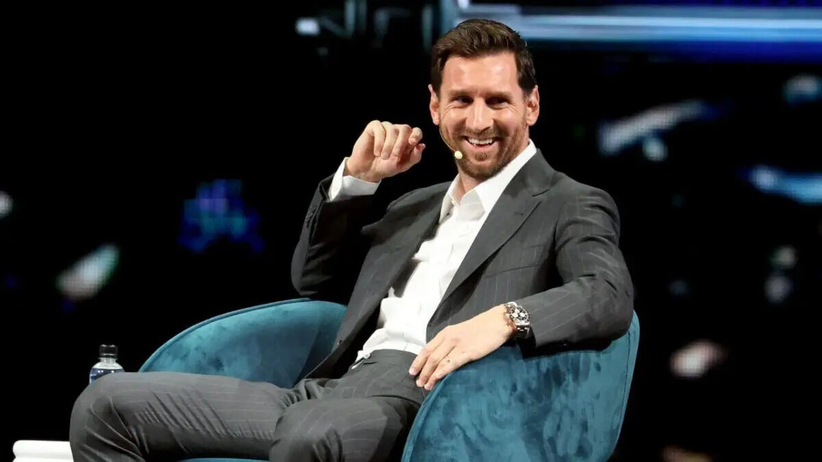 لأول مرة.. ميسي يختار اللاعب الذي يذكره بنفسه