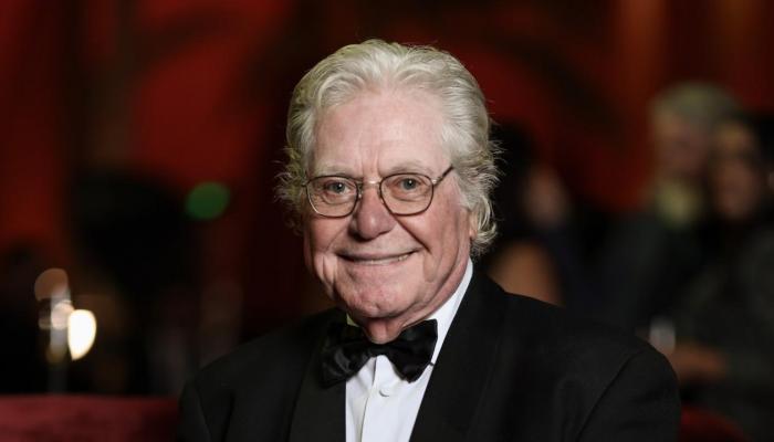 حسين فهمي «شخصية العام السينمائية العربية»