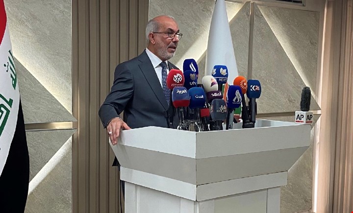 وزير النفط العراقي: صادراتنا عبر مضيق هرمز تراجعت إلى 10 ملايين برميل ونعمل على بدائل عبر جيهان